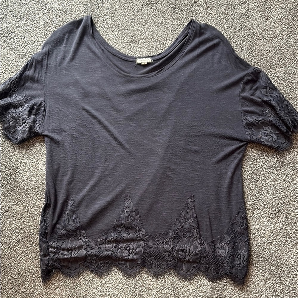 Crew Neck Lace Tee